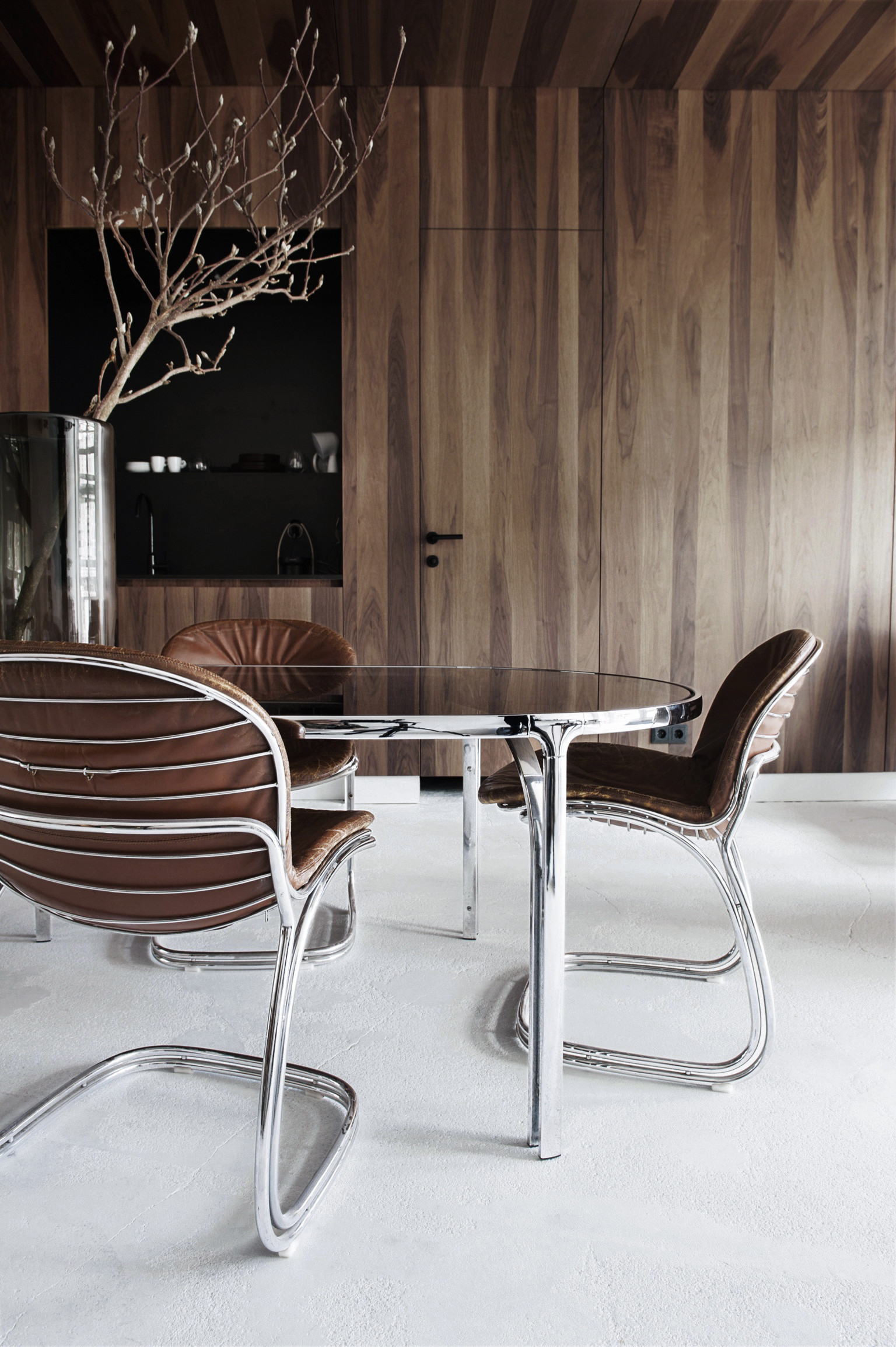 Shinnoki Smoked Walnut